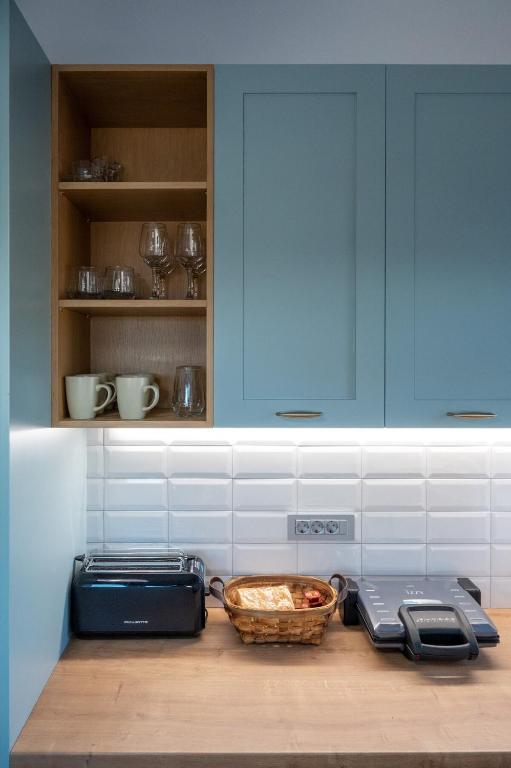 Breakfast setup on Villa Akalli outdoor terrace with sea views